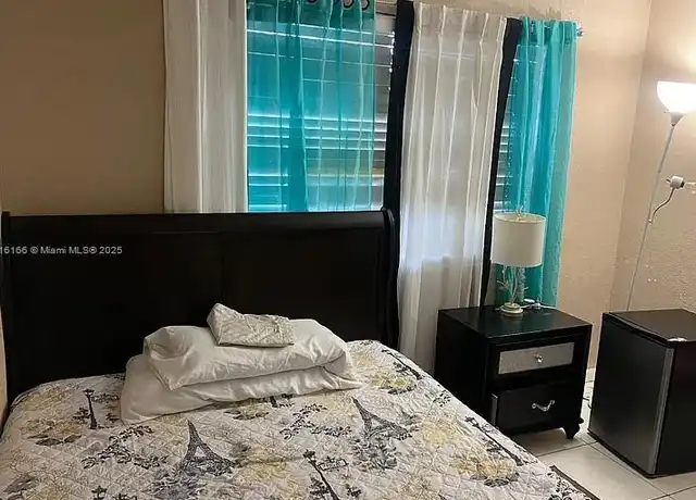 Property at 518 NW 179th St, Miami, FL, 33169, 1 bed, 1 bath, [object Object]