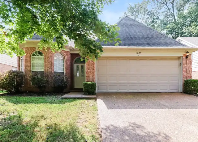 Property at 1225 Bridgewater Rd, Cordova, TN, 38018, 3 beds, 2 baths, [object Object]