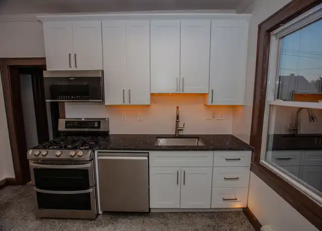 Property at 86 Edgewood Ave Unit 1E, Yonkers, NY, 10704, 2 beds, 1 bath, [object Object]