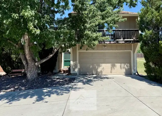 Property at 898 San Antonio Pl, Colorado Springs, CO, 80906, 3 beds, 2 baths, [object Object]