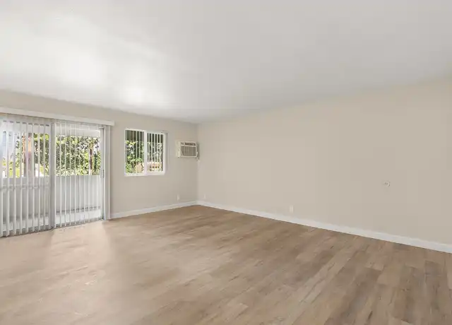 Property at Applewood Apartments - 8112 Magnolia Ave, Riverside, CA, 92504, 2 beds, 1 bath, [object Object]