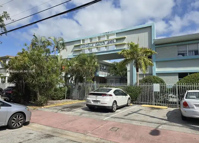 Property at 1255 Marseille Dr #21, Miami Beach, FL, 33141, 2 beds, 1 bath, [object Object]