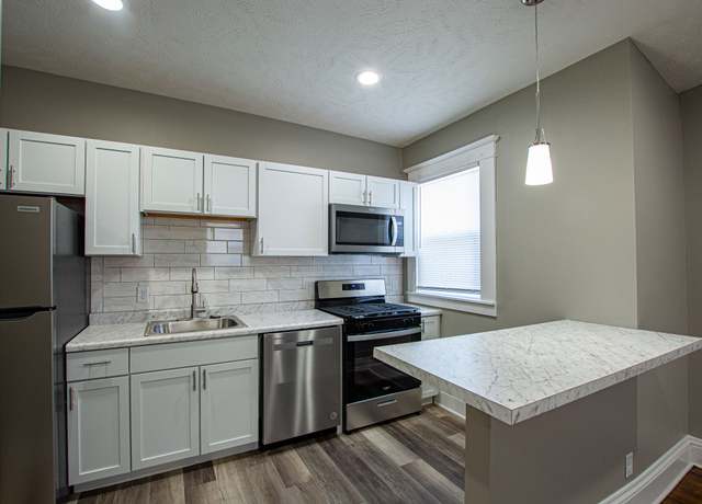Photo of 2501 Leavenworth St Unit 4, Omaha, NE 68105
