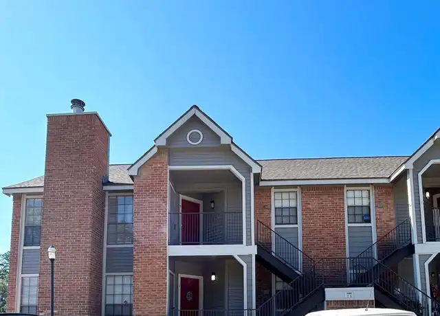 Property at 2402 Sycamore Ave Unit E5, Huntsville, TX, 77340, 2 beds, 2 baths, [object Object]