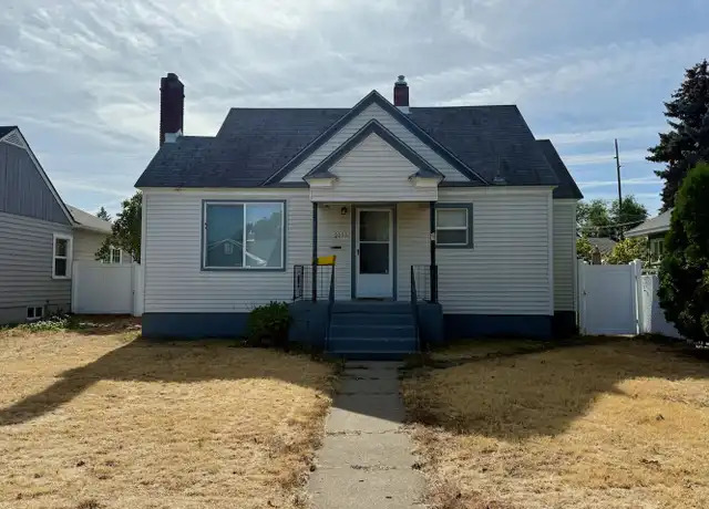 Property at 2117 W Carlisle Ave, Spokane, WA, 99205, 2 beds, 1 bath, [object Object]