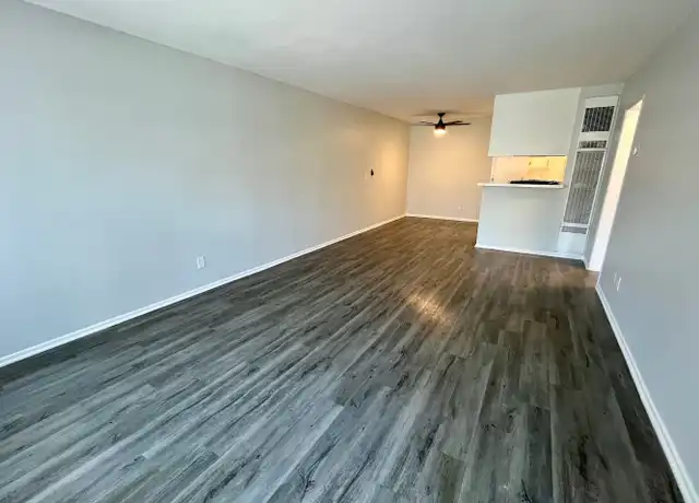 Property at 18400 Prairie St Unit 214, Northridge, CA, 91325, 1 bed, 1 bath, [object Object]