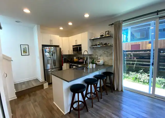 Property at 811 S Cloverdale St, Seattle, WA, 98108, 3 beds, 2.5 baths, [object Object]