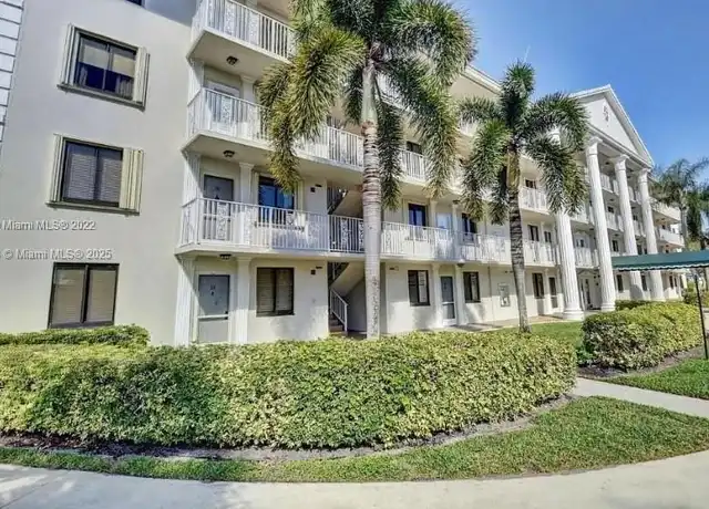 Property at 6097 Balboa Cir #203, Boca Raton, FL, 33433, 2 beds, 2 baths, [object Object]