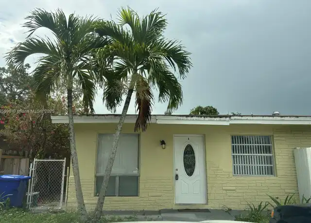 Property at 4156 SW 24th St Unit A, Fort Lauderdale, FL, 33317, 4 beds, 1.5 baths, [object Object]