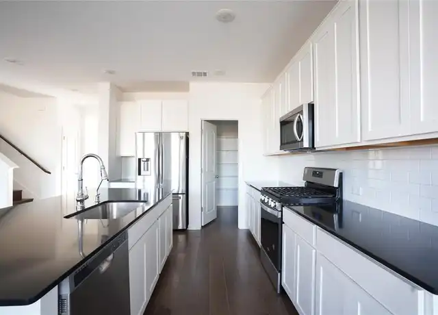 Property at 304 Northview Ln, Georgetown, TX, 78628, 4 beds, 2.5 baths, [object Object]