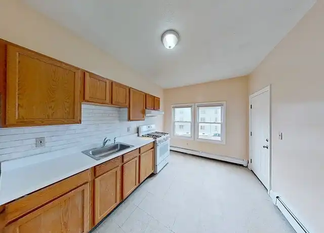Property at 33 Elmore St Unit 3, Boston, MA, 02119, 4 beds, 1 bath, [object Object]