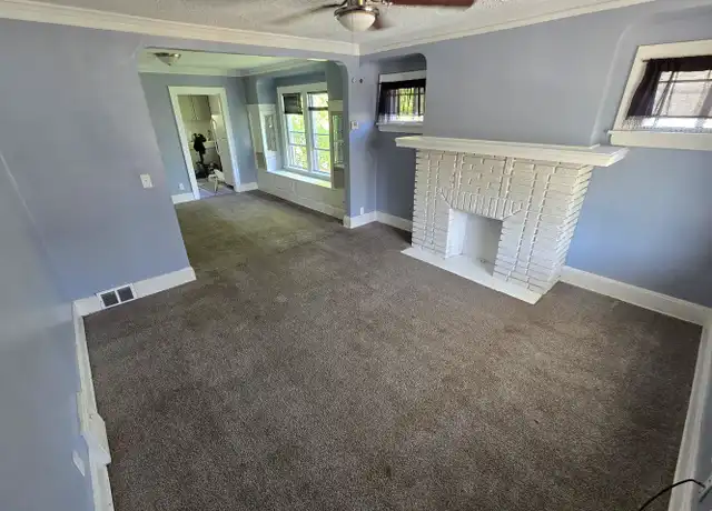 Property at 11817 Dove Ave Unit 2, Cleveland, OH, 44105, 2 beds, 1 bath, [object Object]