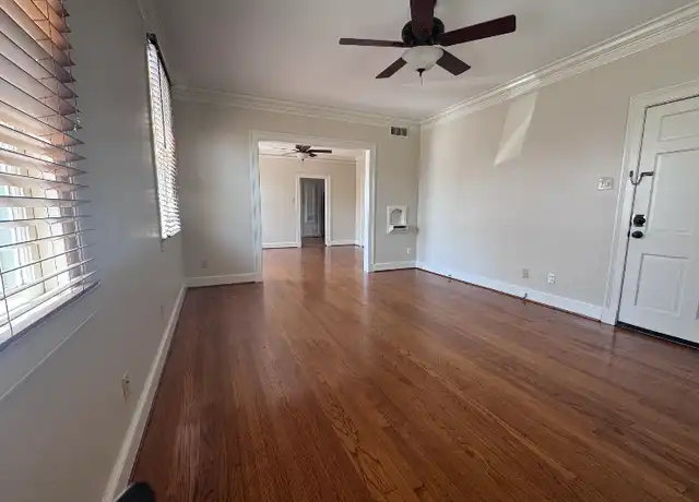 Property at 317 W University Ave Unit 2, Lafayette, LA, 70506, 1 bed, 1 bath, [object Object]