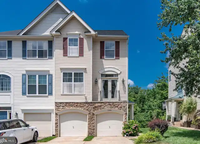 Property at 13416 Burrough Farm Dr, Herndon, VA, 20171, 3 beds, 2.5 baths, [object Object]