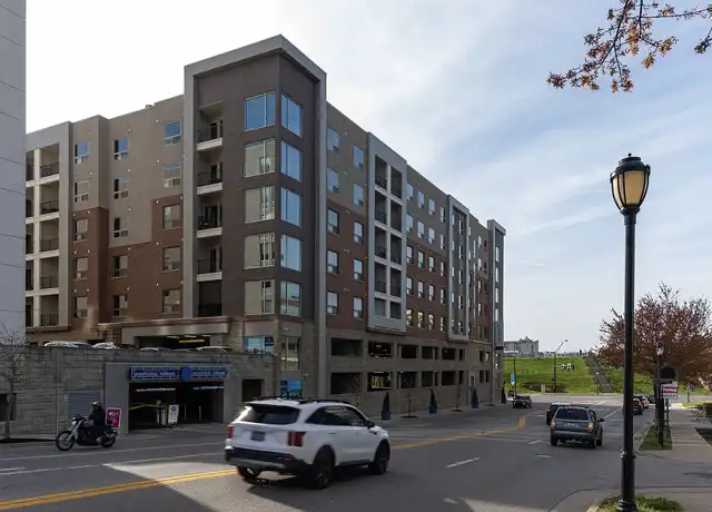 Property at Aqua on the Levee - 100 Aqua Way, Newport, KY, 41071, 1-3 bed, 1-2 bath, [object Object]