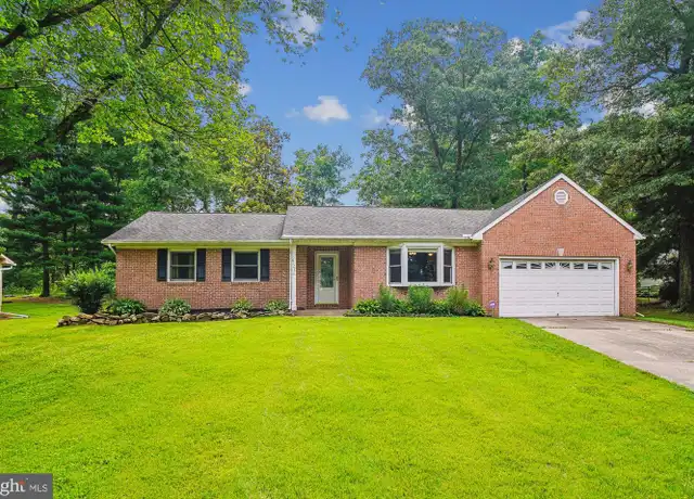 Property at 6122 Oak Hill Dr, Sykesville, MD, 21784, 4 beds, 2.5 baths, [object Object]