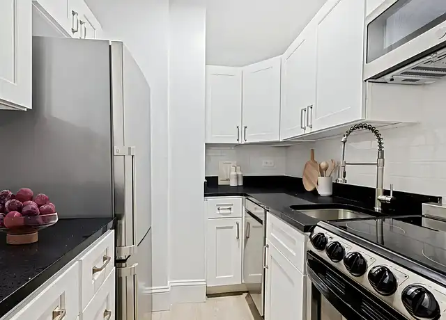 Property at 70 W 36th St Unit 4, New York, NY, 10018, 0 beds, 1 bath, [object Object]
