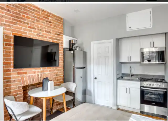 Property at 1 Gay St Unit 1, New York, NY, 10014, 0 beds, 1 bath, [object Object]