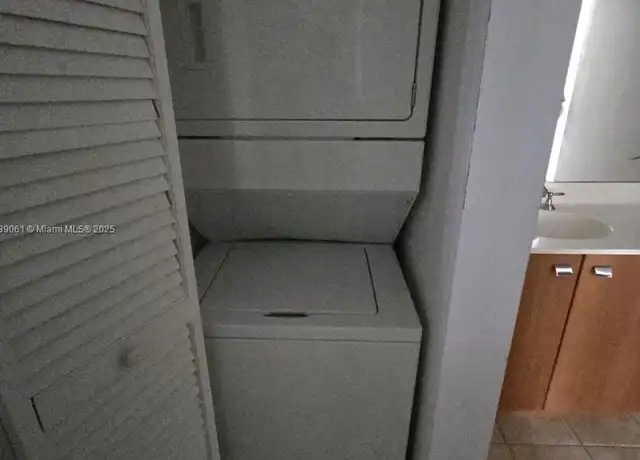 Property at 1125 Crystal Way Unit N, Delray Beach, FL, 33444, 1 bed, 1 bath, [object Object]