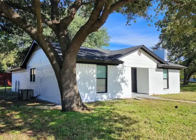 Property at 10525 Big Thicket Dr, Dallas, TX, 75217, 3 beds, 2 baths, [object Object]