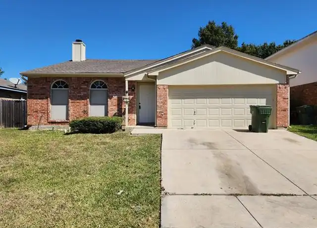 Property at 607 Hollyberry Dr, Mansfield, TX, 76063, 3 beds, 2 baths, [object Object]