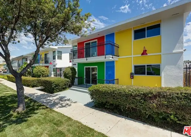 Property at 1854 Pine Ave Unit 8, Long Beach, CA, 90806, 3 beds, 1 bath, [object Object]