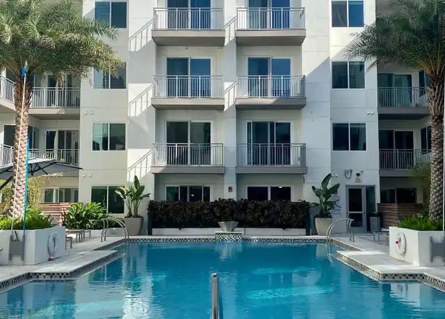 Property at 158 W Tyler St Unit 3, Tampa, FL, 33602, 1 bed, 1 bath, [object Object]