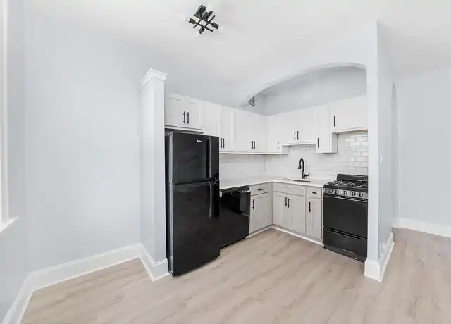 Property at University Manor Apartments - 5111 S University Ave, Chicago, IL, 60615, 0 beds, 1 bath, [object Object]