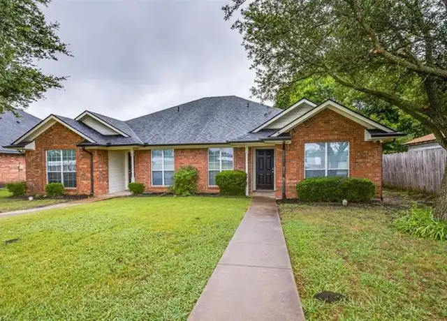 Property at 914-916 S Interurban St, Anna, TX, 75409, 2 beds, 2 baths, [object Object]