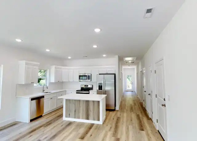 Property at Hummingbird Ln, Chesnee, SC, 29323, 3 beds, 2-2.5 baths, [object Object]