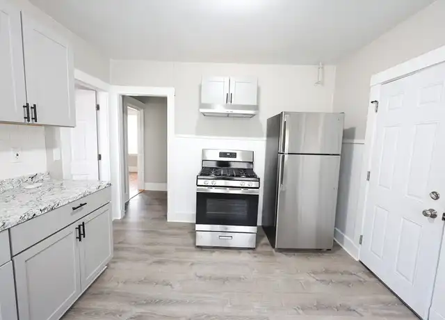 Property at 10 Mattakeeset St Unit 2, Boston, MA, 02136, 3 beds, 1 bath, [object Object]