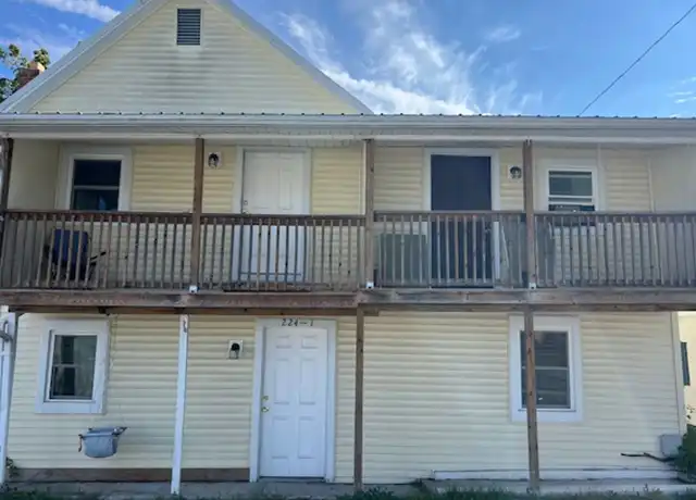 Property at 224 E Middle St Apt 1, Gettysburg, PA, 17325, 2 beds, 1 bath, [object Object]