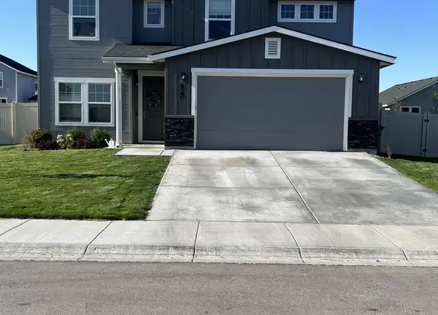 Property at 620 SW Raelynn St, Mountain Home, ID, 83647, 4 beds, 2.5 baths, [object Object]
