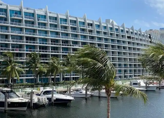 Property at 2950 NE 188th St #128, Miami, FL, 33180, 1 bed, 1 bath, [object Object]