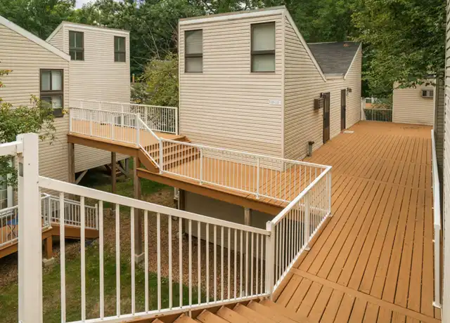 Property at 111224 Village Rd Unit 111208, Chaska, MN, 55318, 1 bed, 1 bath, [object Object]