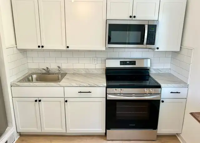 Property at 202 E County Line Rd, Hatboro, PA, 19040, 1 bed, 1 bath, [object Object]