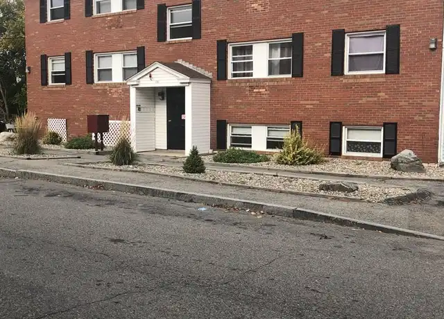 Property at 206 Stackpole St Unit 10, Lowell, MA, 01852, 2 beds, 1 bath, [object Object]