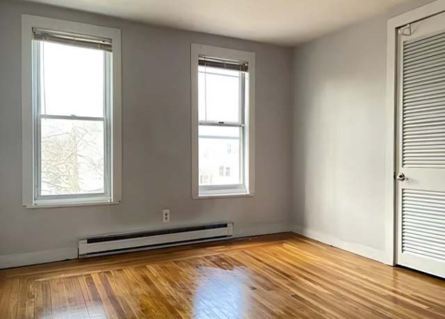 Photo of 751 Washington St Unit 2, Canton, MA 02021