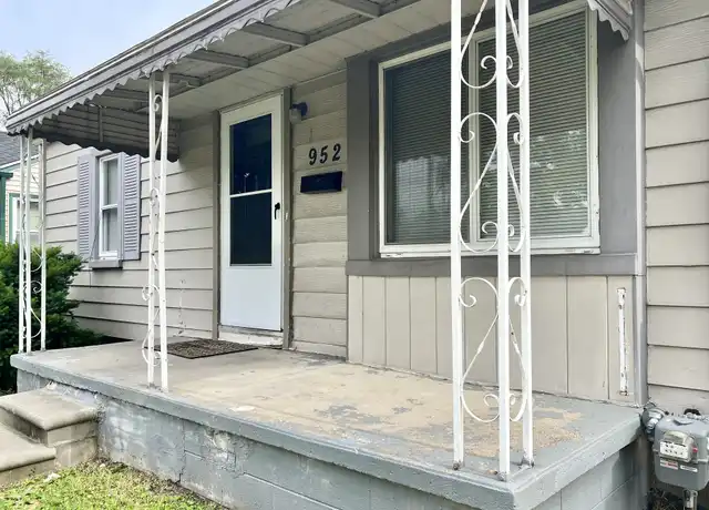 Property at 952 E Brickley Ave, Hazel Park, MI, 48030, 2 beds, 1 bath, [object Object]