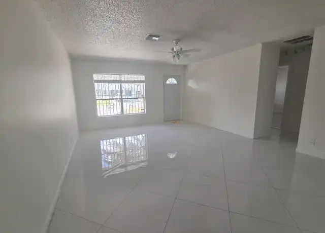 Property at 6186 Winrock Rd, Lake Worth, FL, 33463, 3 beds, 2 baths, [object Object]
