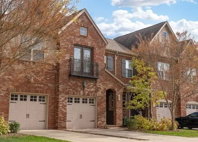 Property at 207 Bixby Private Ln, Hendersonville, TN, 37075, 3 beds, 2.5 baths, [object Object]