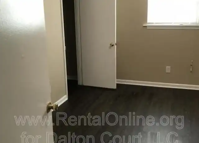 Property at 1972 Cambridge Dr Unit 13, Lexington, KY, 40504, 1 bed, 1 bath, [object Object]