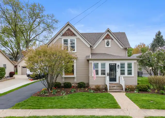 Property at 91 Pomeroy Ave, Crystal Lake, IL, 60014, 3 beds, 2 baths, [object Object]