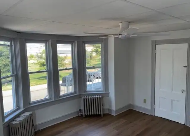 Property at 625 Globe St Unit 1, Fall River, MA, 02724, 3 beds, 1 bath, [object Object]