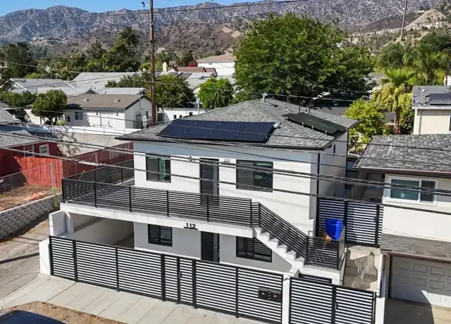 Property at 112 N Kenneth Rd Unit 101, Burbank, CA, 91501, 2 beds, 2 baths, [object Object]