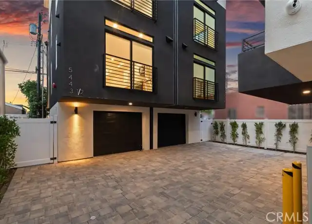 Property at 5443 1/2 Blackwelder St, Los Angeles, CA, 90016, 3 beds, 2.5 baths, [object Object]