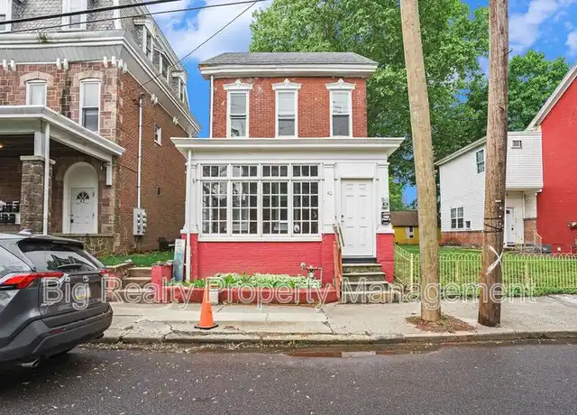 Property at 40 E 3rd St Unit 1, Pottstown, PA, 19464, 2 beds, 1 bath, [object Object]