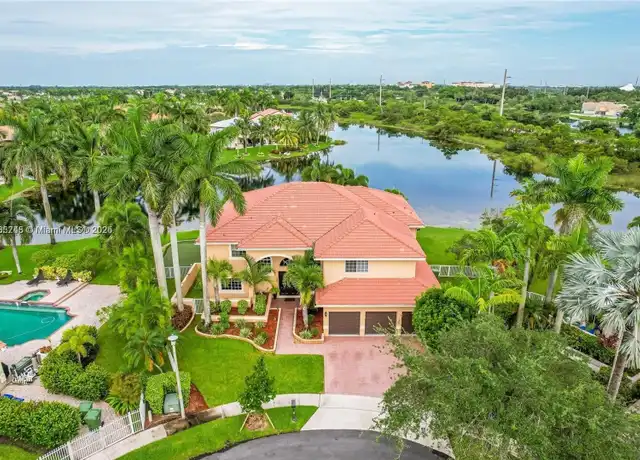 Property at 1333 SW 175th Way, Pembroke Pines, FL, 33029, 5 beds, 3.5 baths, [object Object]