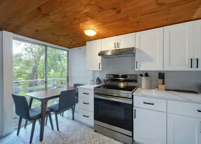 Property at 1902 David St Unit B, Austin, TX, 78705, 3 beds, 3 baths, [object Object]