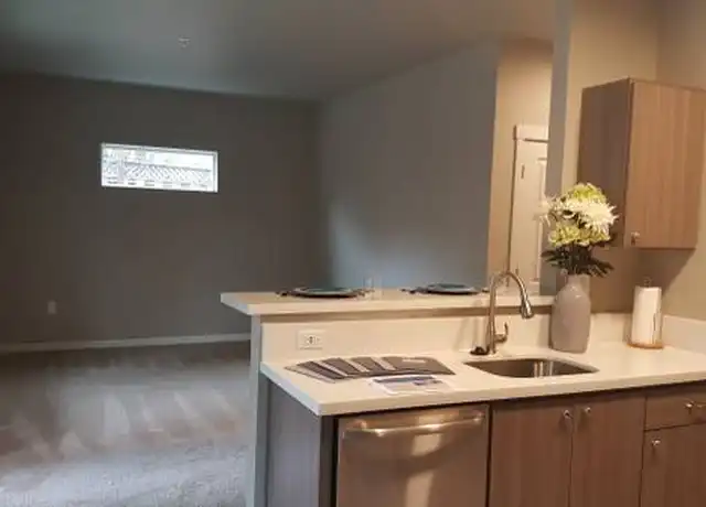 Property at Cappella - 4752 Liberty Rd S, Salem, OR, 97302, 1-2 bed, 1-2 bath, [object Object]